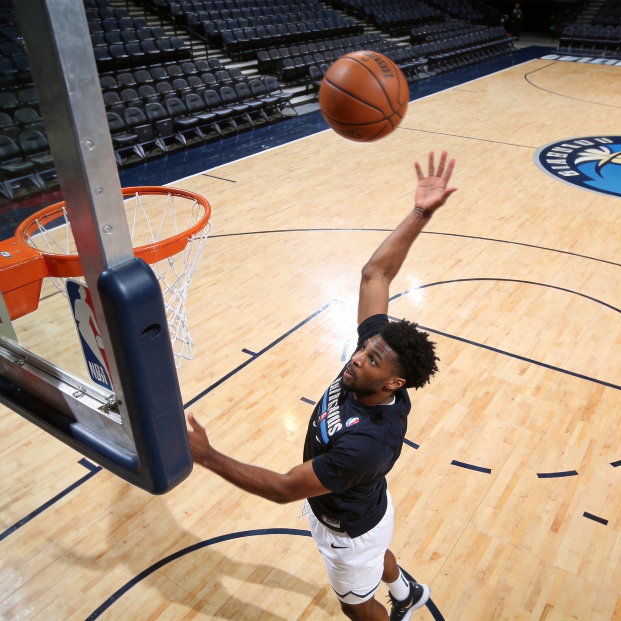 NBA篮球内容配图，示意赛季进程与球员表现的信息呈现方式